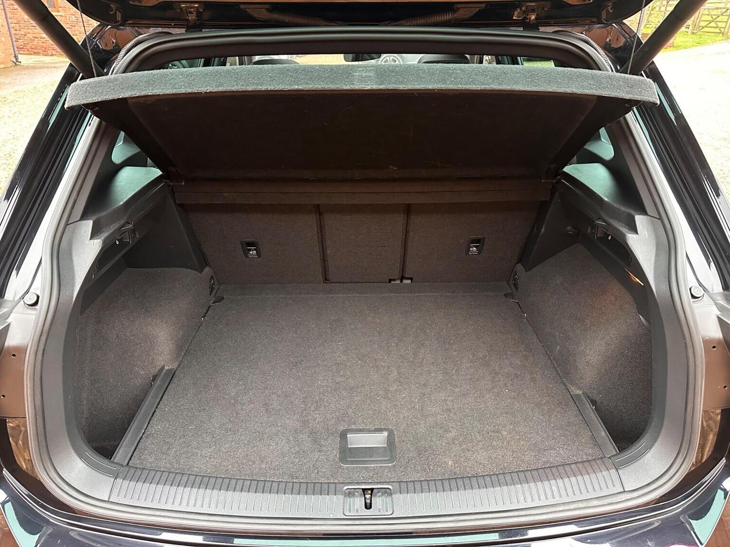 Used Volkswagen Tiguan 2017 for sale - 77638710: Photo 27