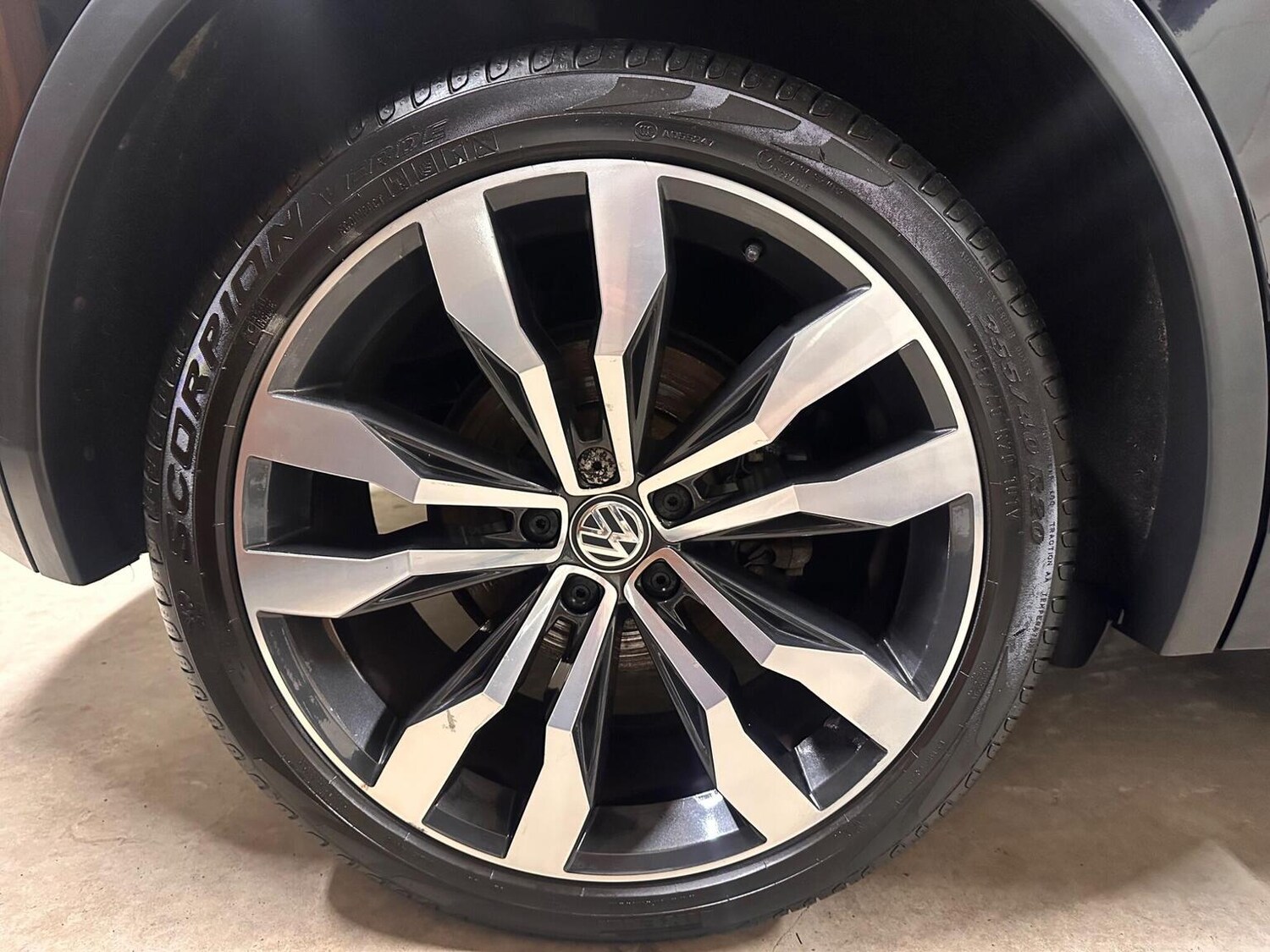 Used Volkswagen Tiguan 2017 for sale - 77638710: Photo 29