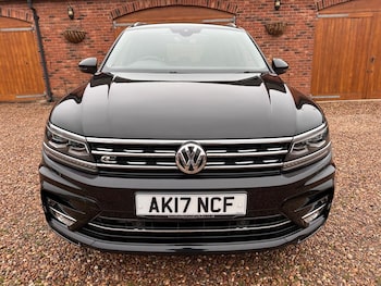 Used Volkswagen Tiguan 2017 for sale - 77638710: Photo