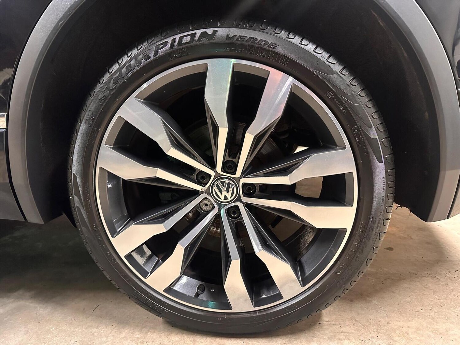 Used Volkswagen Tiguan 2017 for sale - 77638710: Photo 30