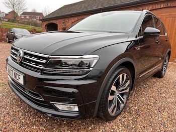 Used Volkswagen Tiguan 2017 for sale - 77638710: Photo