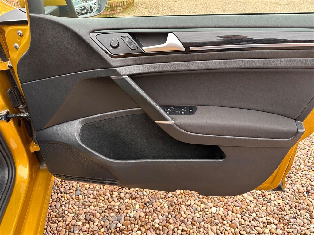 Used Volkswagen Golf 2018 for sale - 76507806: Photo 16