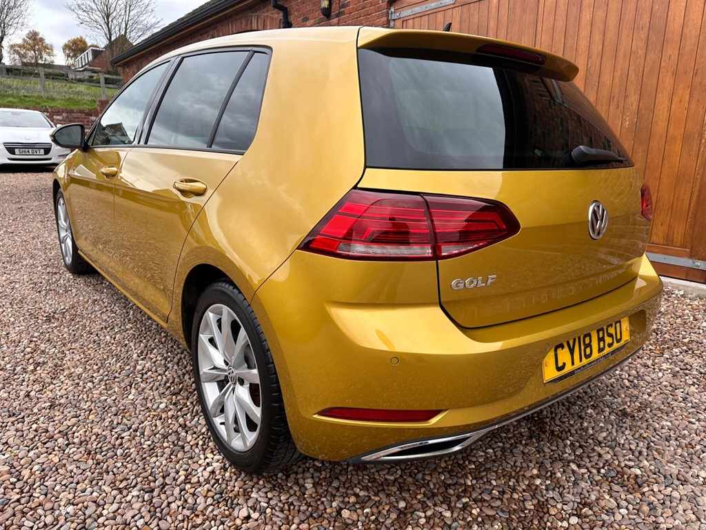 Used Volkswagen Golf 2018 for sale - 76507806: Photo 8