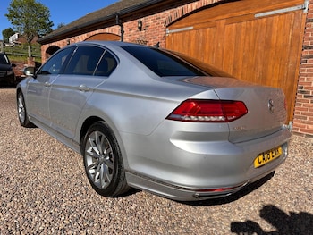 Used Volkswagen Passat 2018 for sale - 78452436: Photo