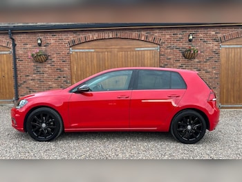 Used Volkswagen Golf 2017 for sale - 79130731: Photo
