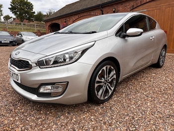 Used Kia Pro Ceed 2016 for sale - 75864853: Photo