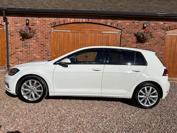 Used Volkswagen Golf 2018 for sale - 75869455: Photo