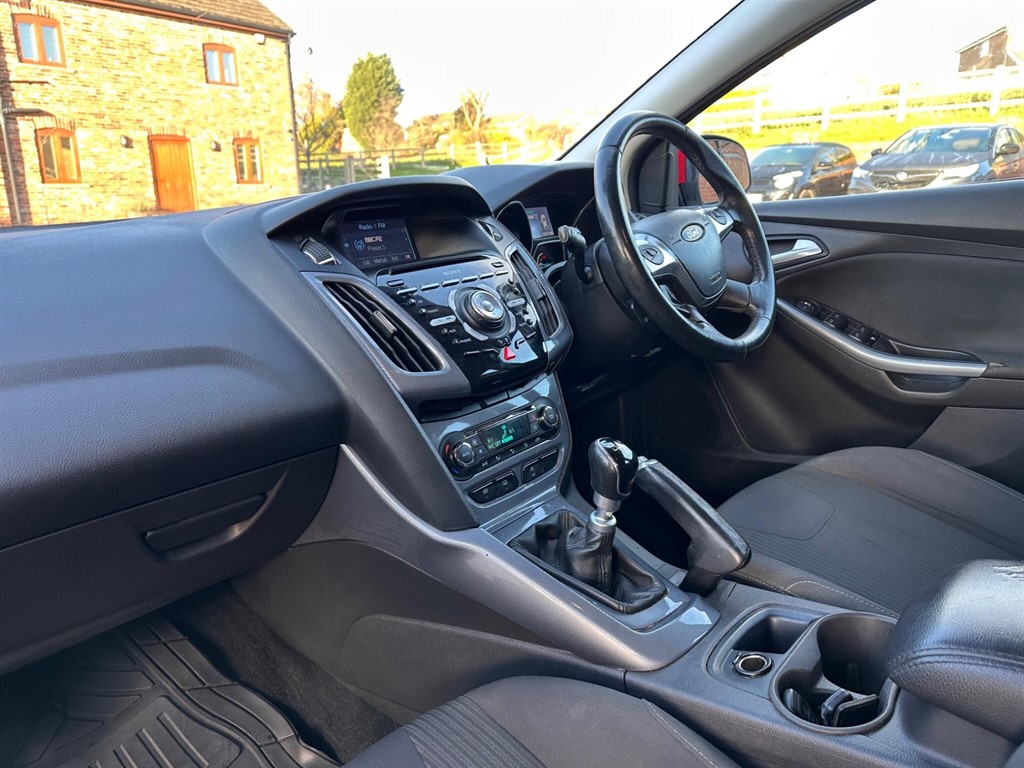 Used Ford Focus 2014 for sale - 76696714: Photo 13