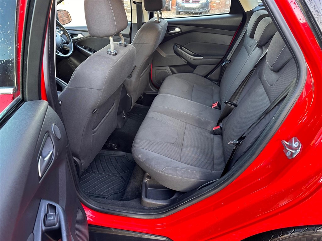 Used Ford Focus 2014 for sale - 76696714: Photo 16