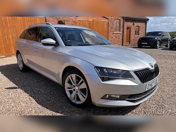 Used Skoda Superb 2017 for sale - 78558862: Photo