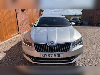 Used Skoda Superb 2017 for sale - 78558862: Photo