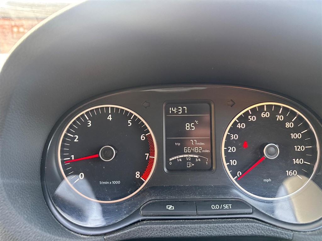 Used Volkswagen Polo 2011 for sale - 77269500: Photo 12