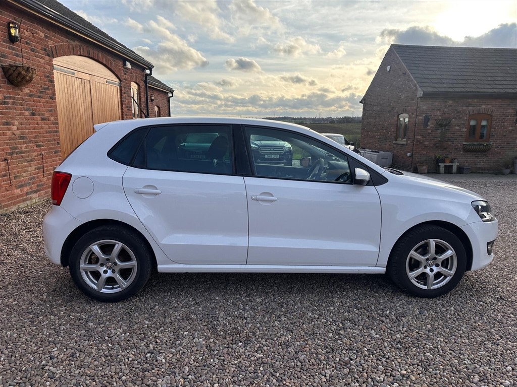 Used Volkswagen Polo 2011 for sale - 77269500: Photo 4