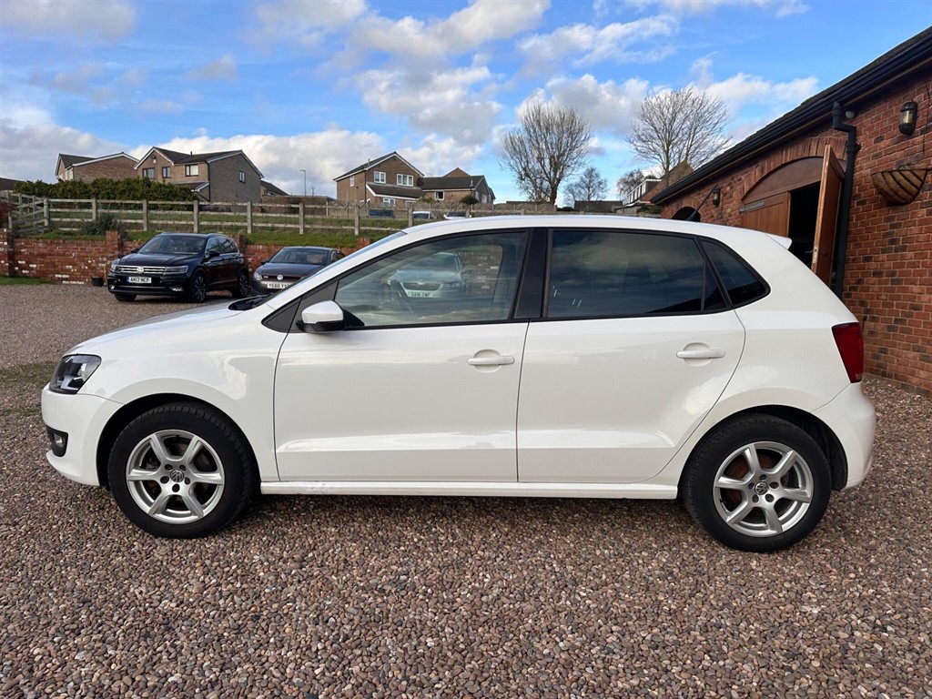Used Volkswagen Polo 2011 for sale - 77269500: Photo 5