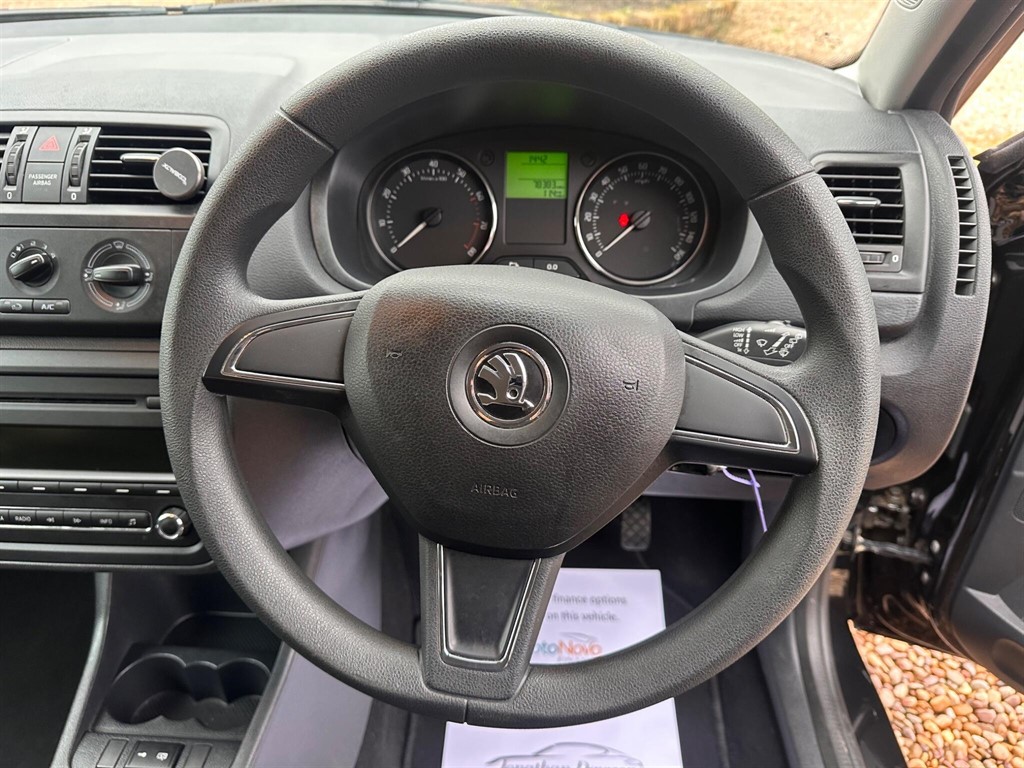 Used Skoda Fabia 2015 for sale - 77389248: Photo 22