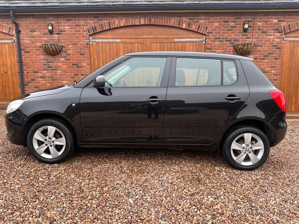 Used Skoda Fabia 2015 for sale - 77389248: Photo 4