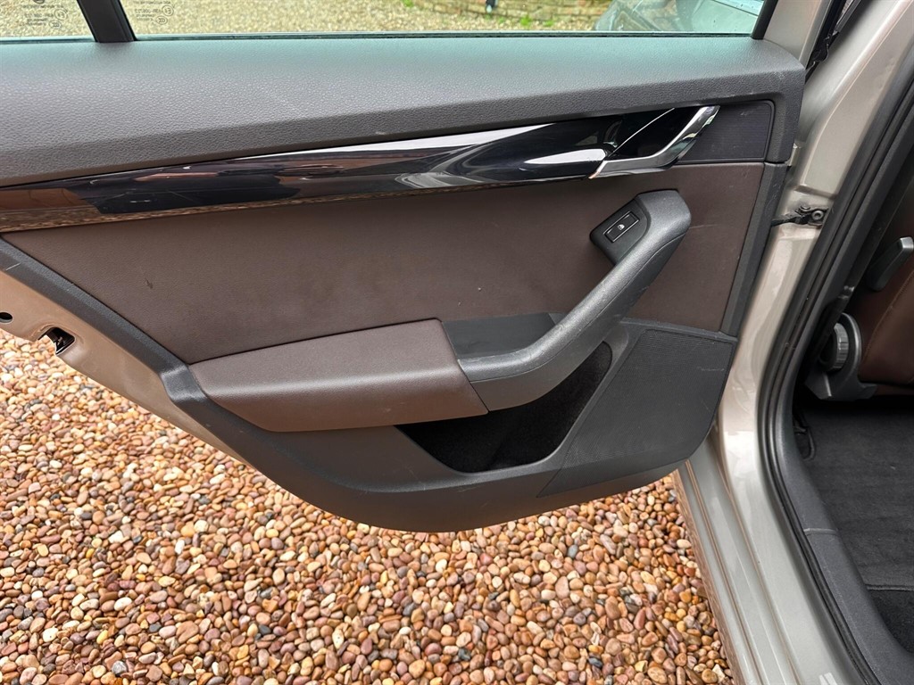 Used Skoda Octavia 2016 for sale - 76379605: Photo 32