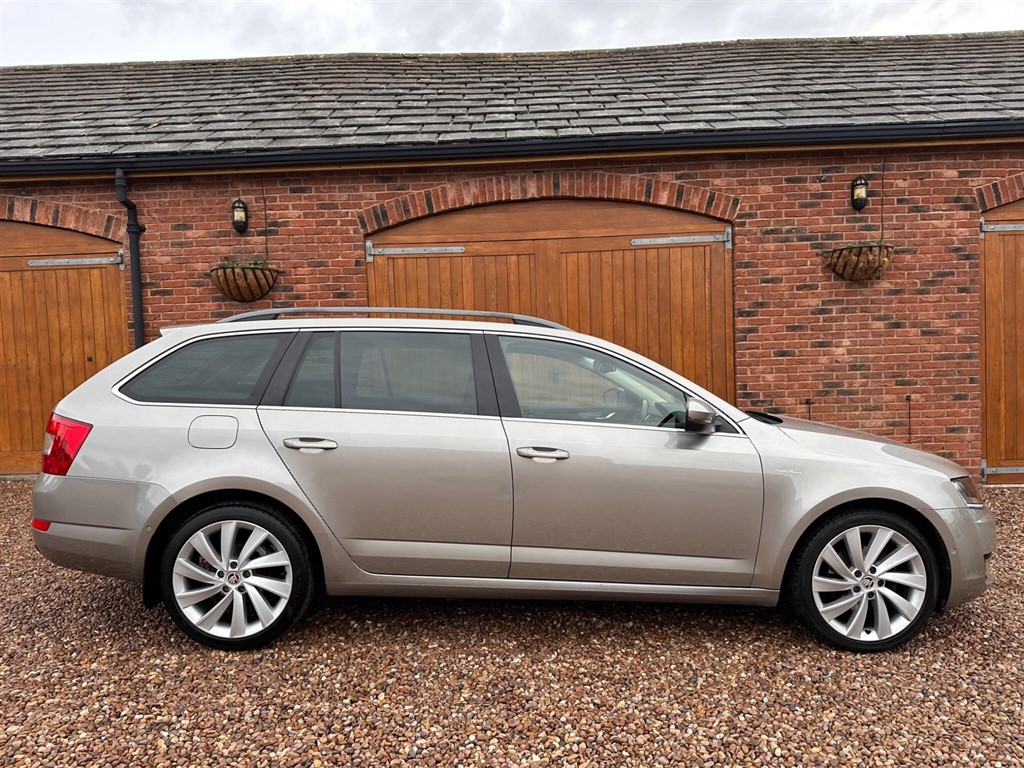 Used Skoda Octavia 2016 for sale - 76379605: Photo 4