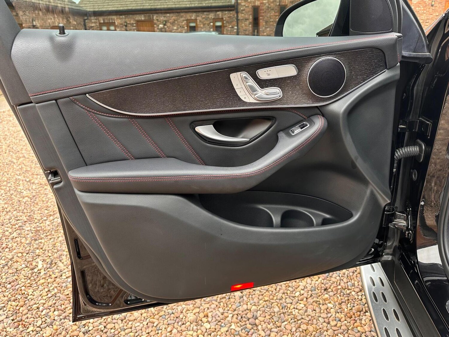 Used Mercedes-Benz GLC 2022 for sale - 77721398: Photo 36