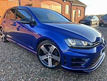 Used Volkswagen Golf 2015 for sale - 79379142: Photo