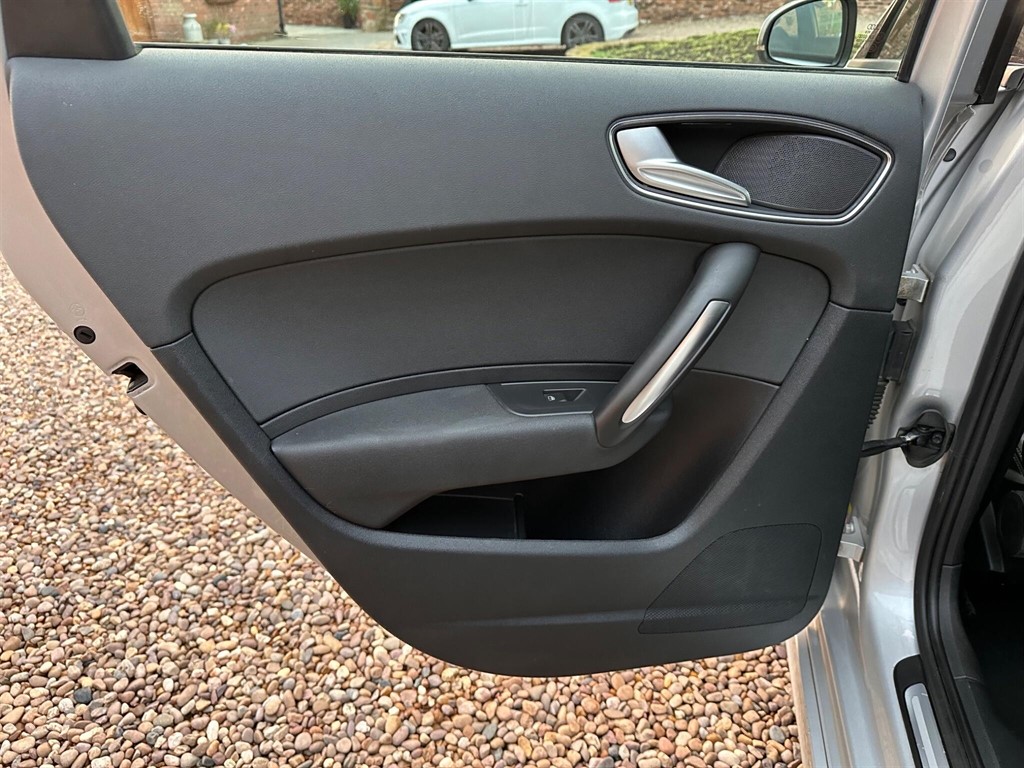 Used Audi A1 2013 for sale - 76709765: Photo 28