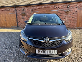Used Vauxhall Zafira Tourer 2018 for sale - 77106212: Photo