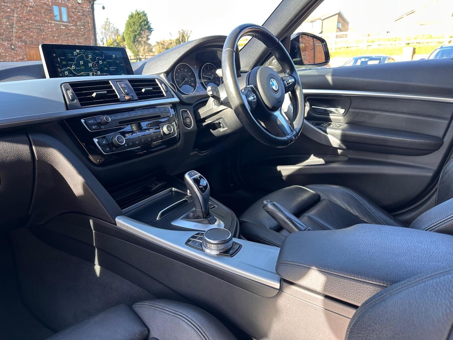 Used BMW 3 Series 2017 for sale - 77638708: Photo 11