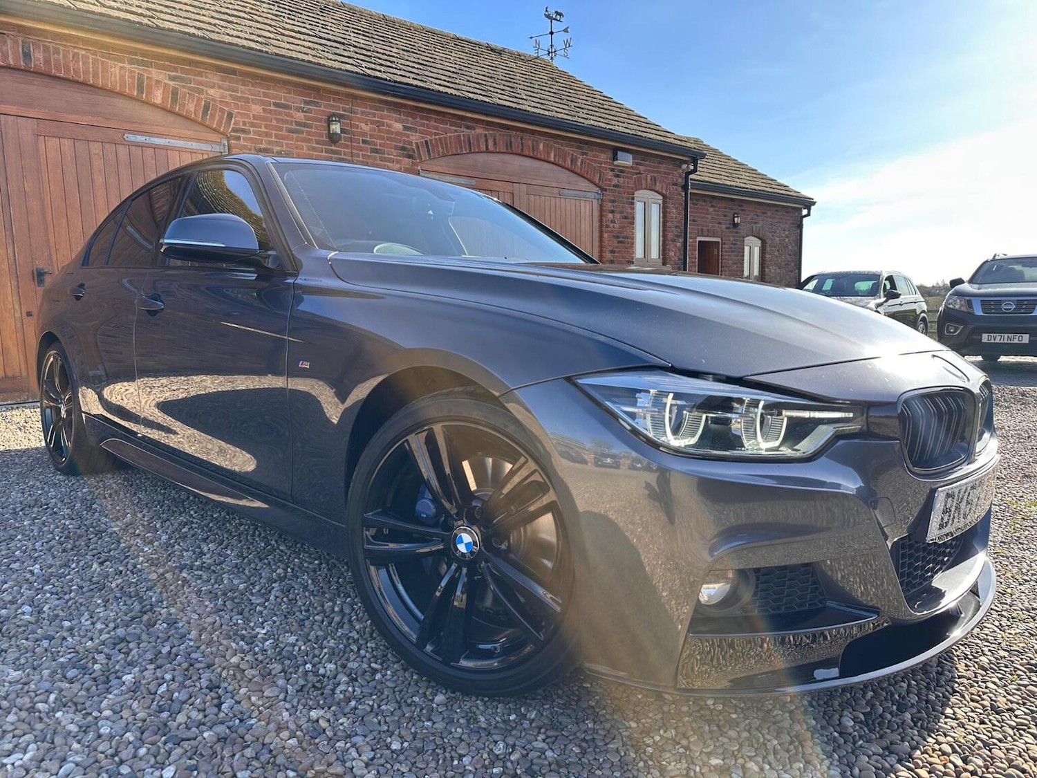 Used BMW 3 Series 2017 for sale - 77638708: Photo 2