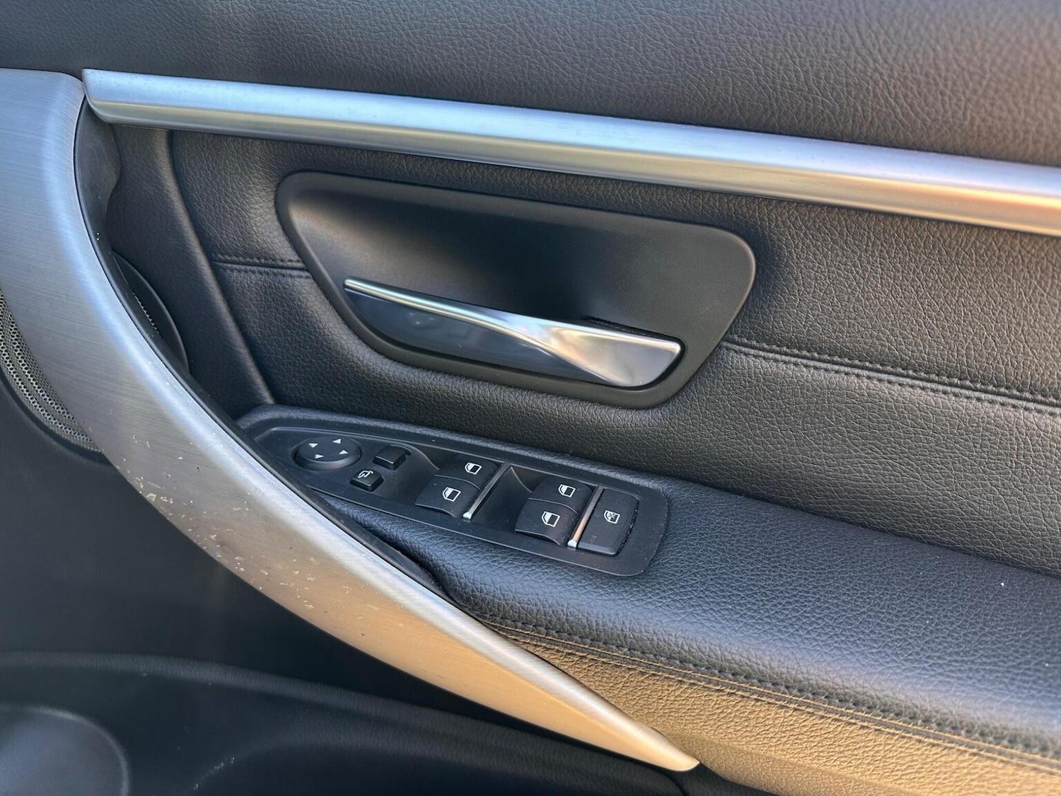 Used BMW 3 Series 2017 for sale - 77638708: Photo 42