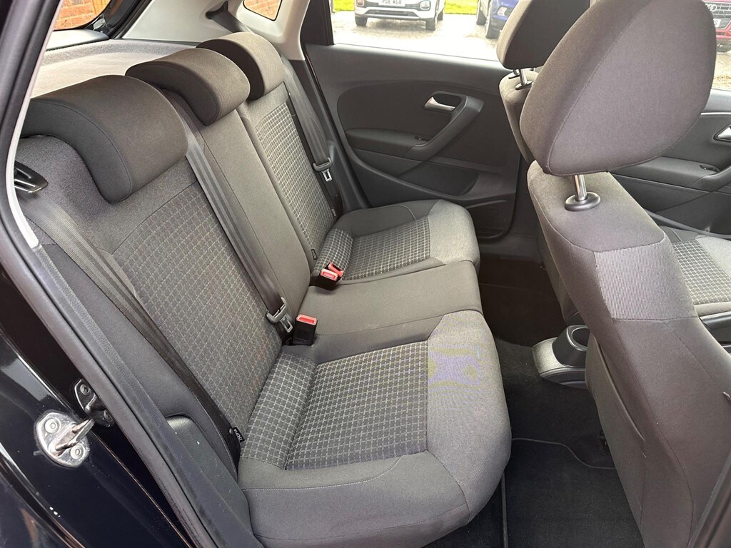 Used Volkswagen Polo 2015 for sale - 77354023: Photo 24