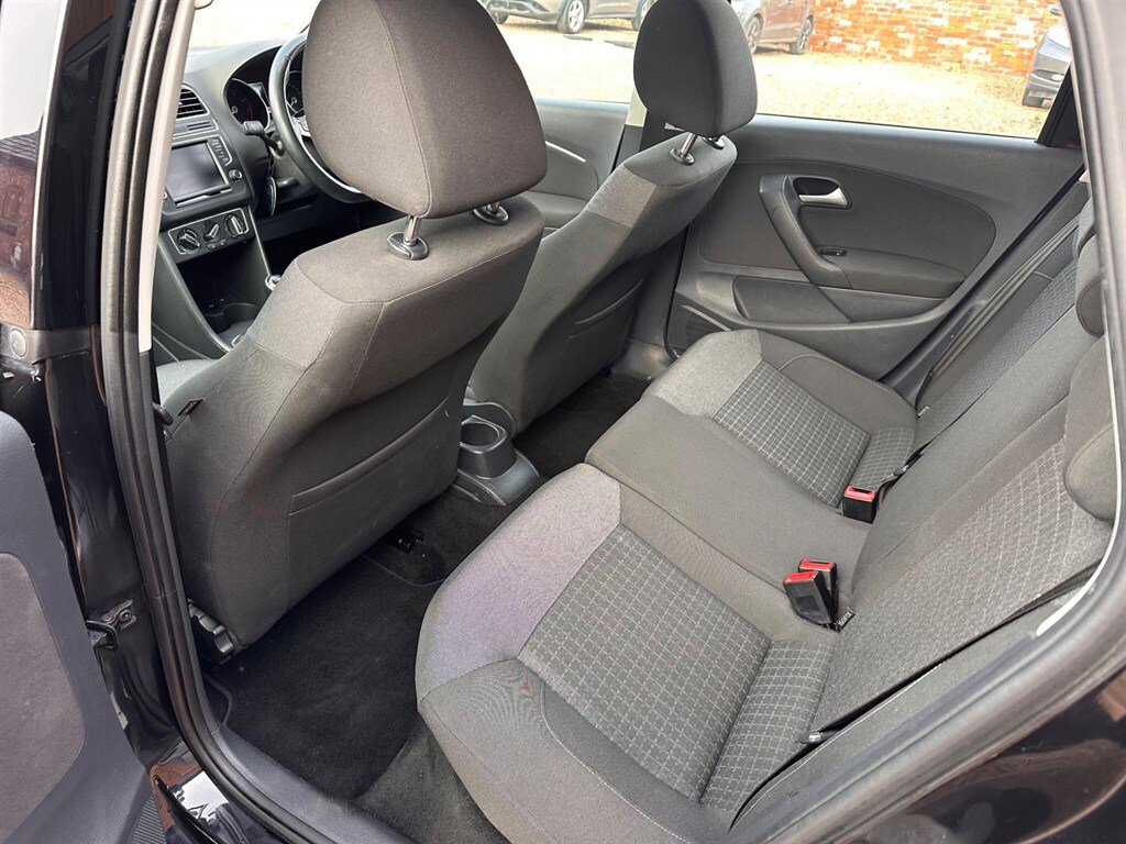 Used Volkswagen Polo 2015 for sale - 77354023: Photo 25