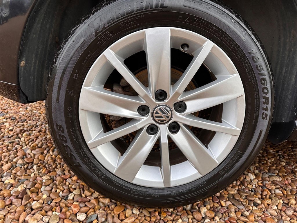 Used Volkswagen Polo 2015 for sale - 77354023: Photo 30