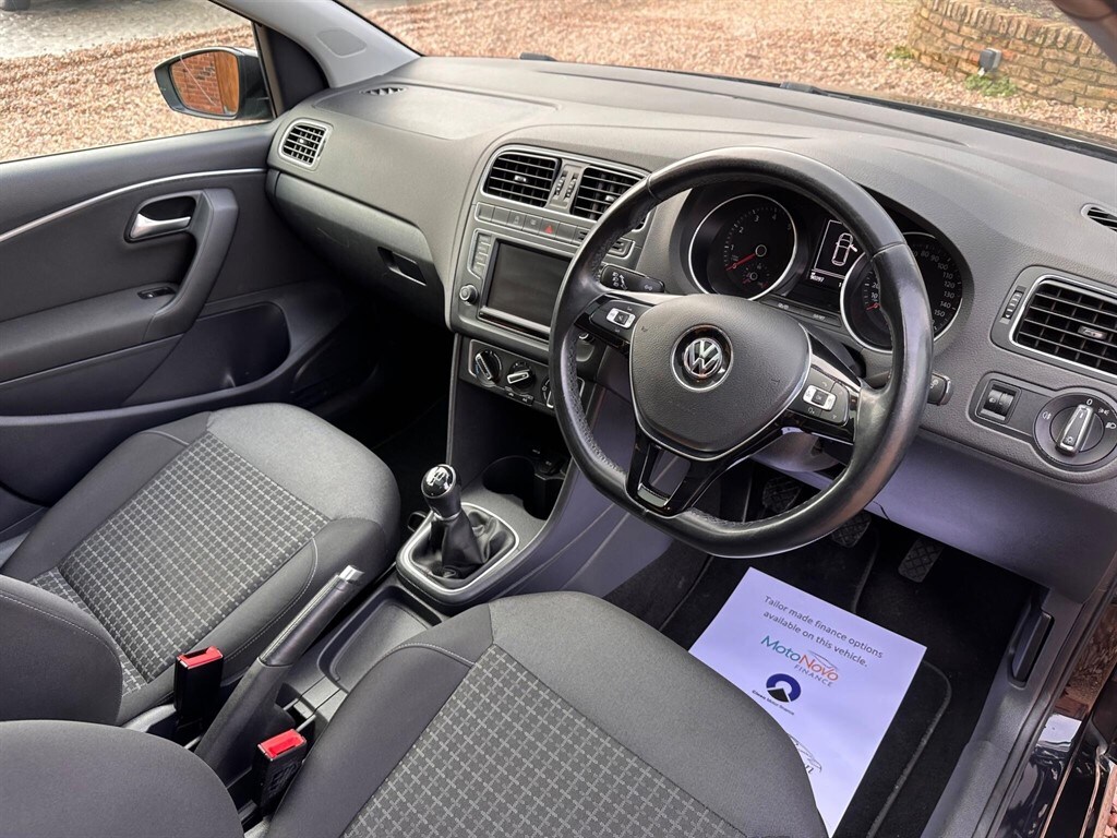 Used Volkswagen Polo 2015 for sale - 77354023: Photo 8