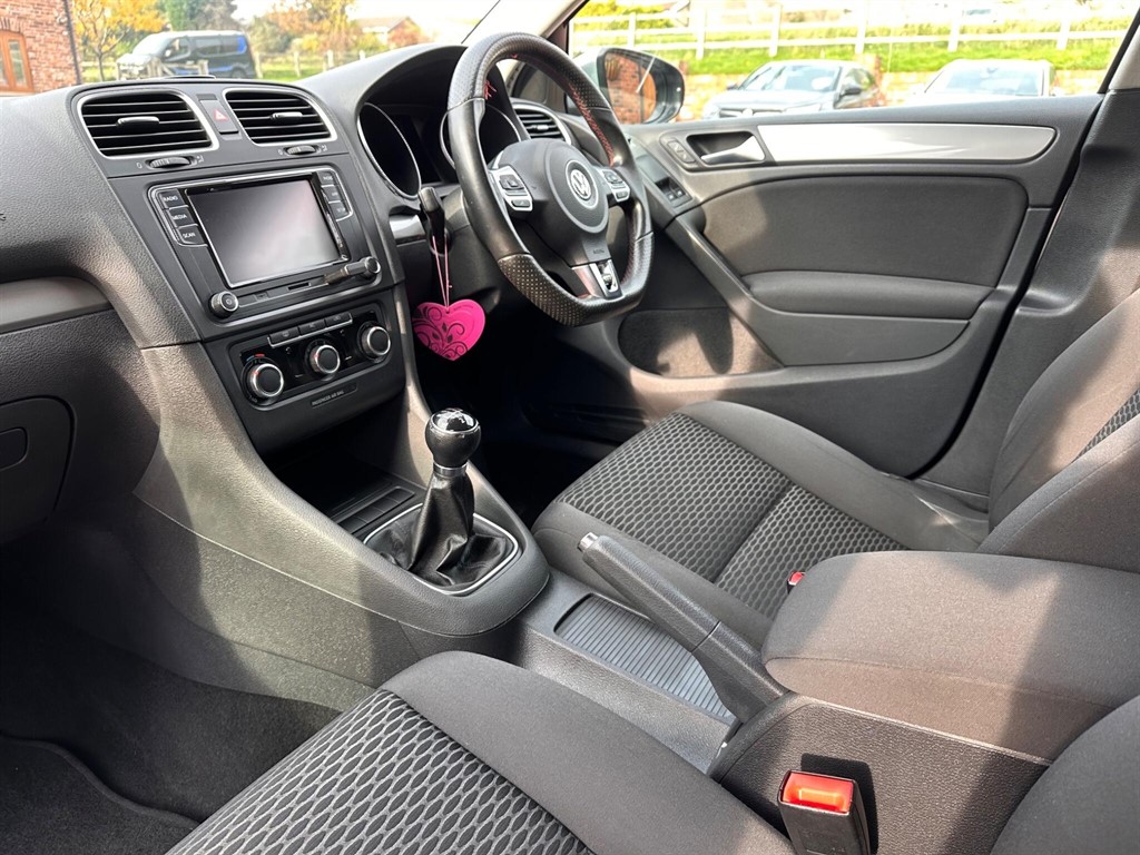 Used Volkswagen Golf 2011 for sale - 76494169: Photo 16