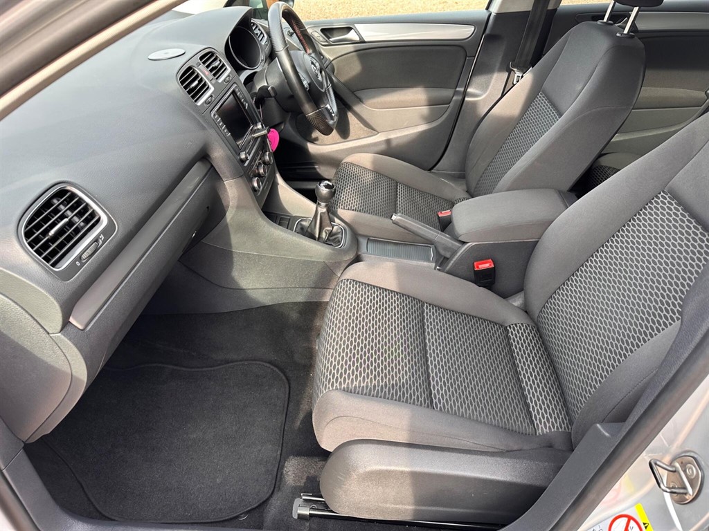 Used Volkswagen Golf 2011 for sale - 76494169: Photo 21