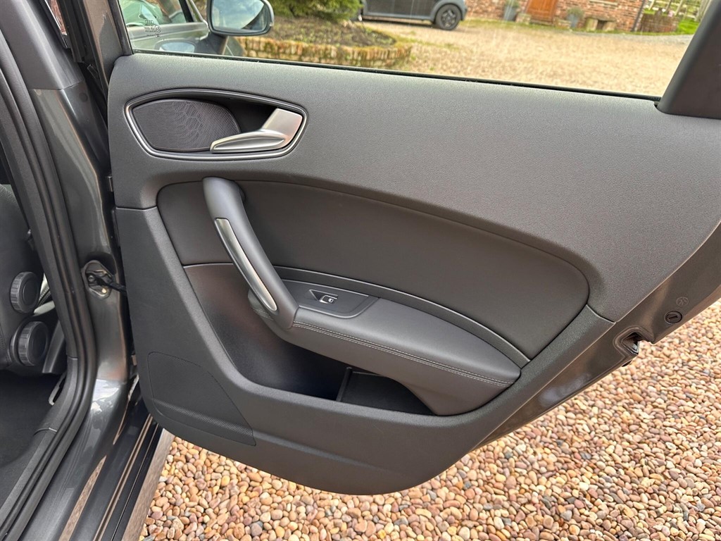 Used Audi A1 2015 for sale - 76861989: Photo 43