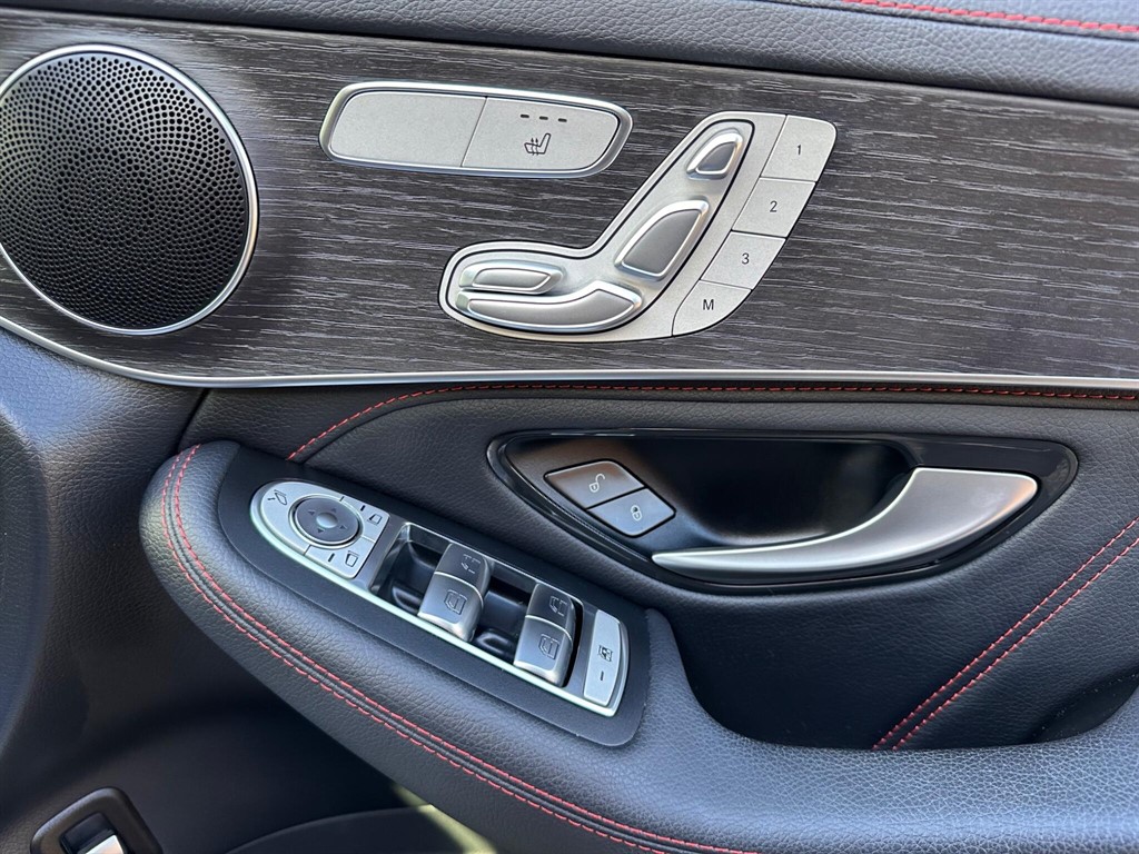 Used Mercedes-Benz GLC 2022 for sale - 76532345: Photo 26