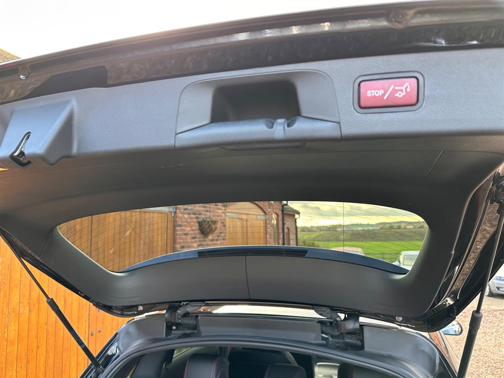 Used Mercedes-Benz GLC 2022 for sale - 76532345: Photo 33