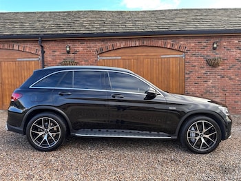 Used Mercedes-Benz GLC 2022 for sale - 76532345: Photo