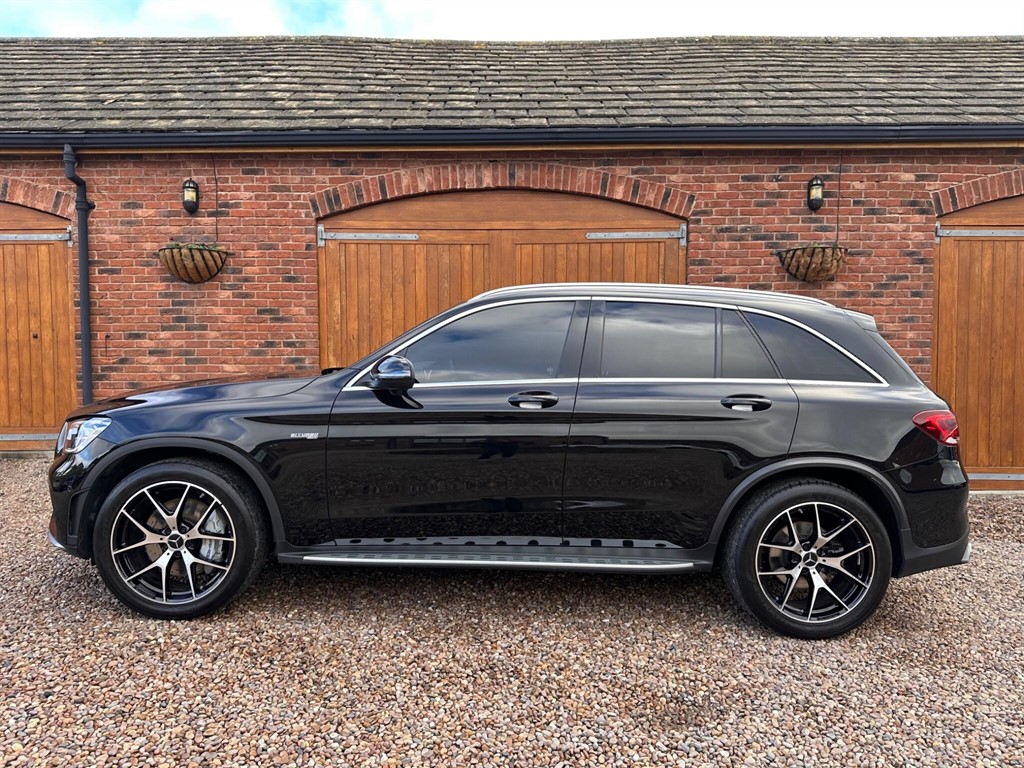 Used Mercedes-Benz GLC 2022 for sale - 76532345: Photo 4