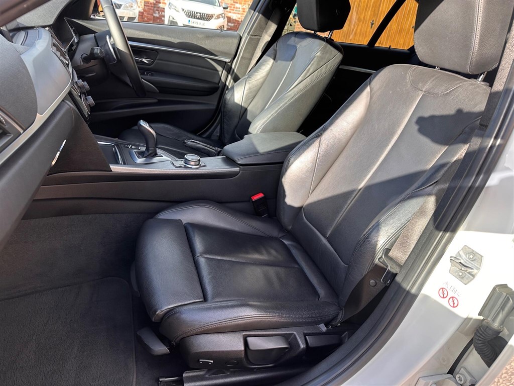 Used BMW 3 Series 2018 for sale - 76191214: Photo 24