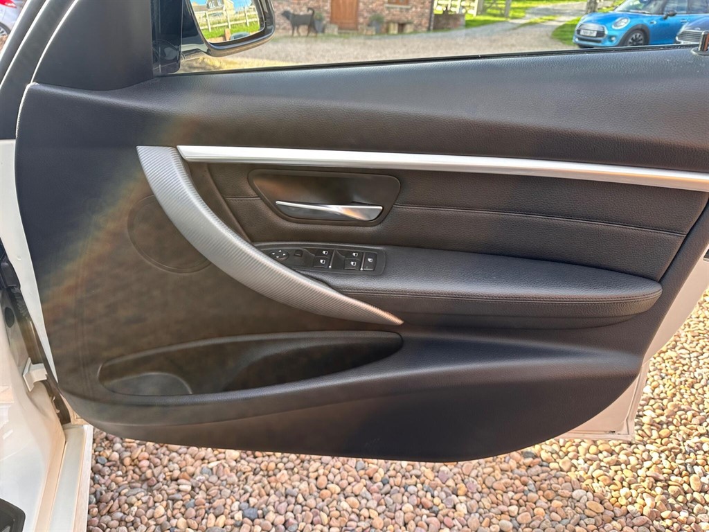 Used BMW 3 Series 2018 for sale - 76191214: Photo 30