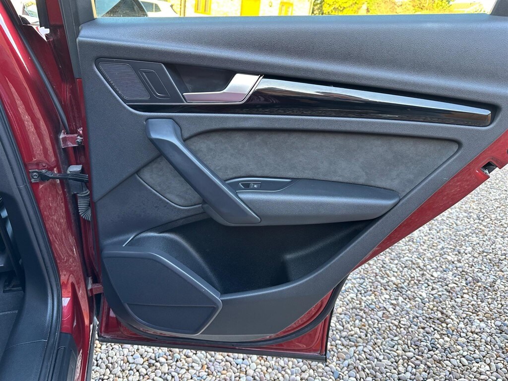 Used Audi Q5 2019 for sale - 76375643: Photo 40
