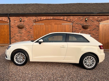 Used Audi A3 2013 for sale - 78300349: Photo