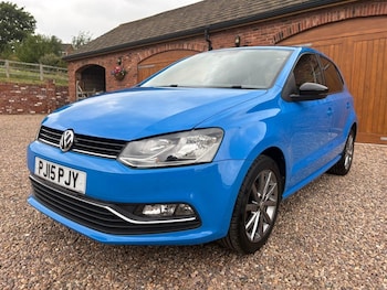 Used Volkswagen Polo 2015 for sale - 75570139: Photo