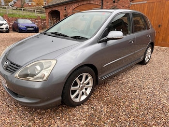 Used Honda Civic 2004 for sale - 76476283: Photo