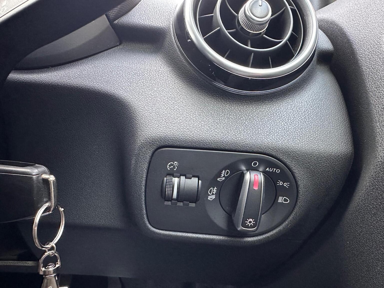 Used Audi A1 2015 for sale - 77638712: Photo 22