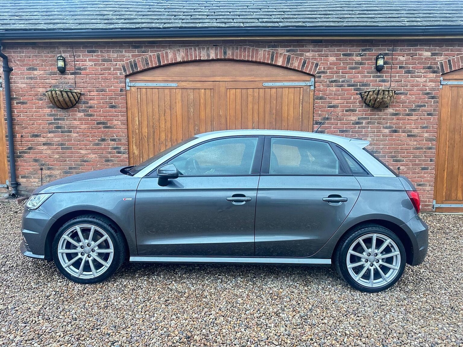 Used Audi A1 2015 for sale - 77638712: Photo 4