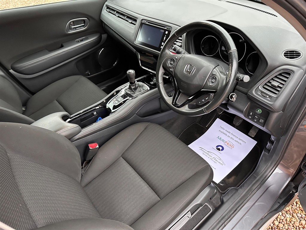 Used Honda HR-V 2015 for sale - 77326589: Photo 10