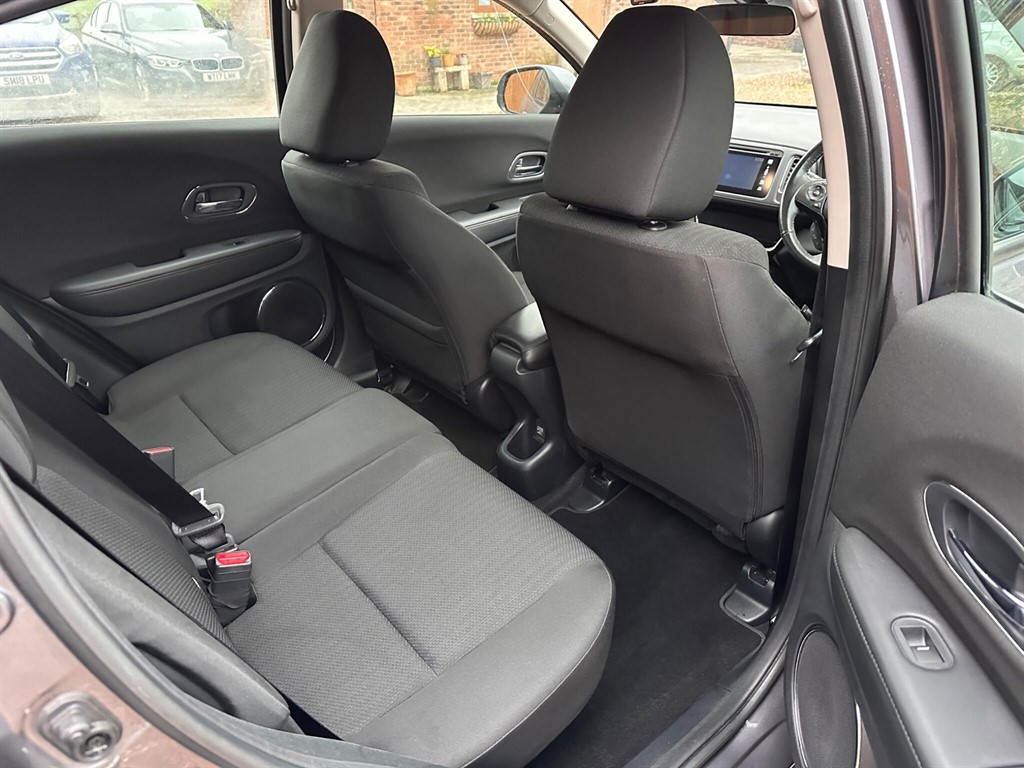 Used Honda HR-V 2015 for sale - 77326589: Photo 11